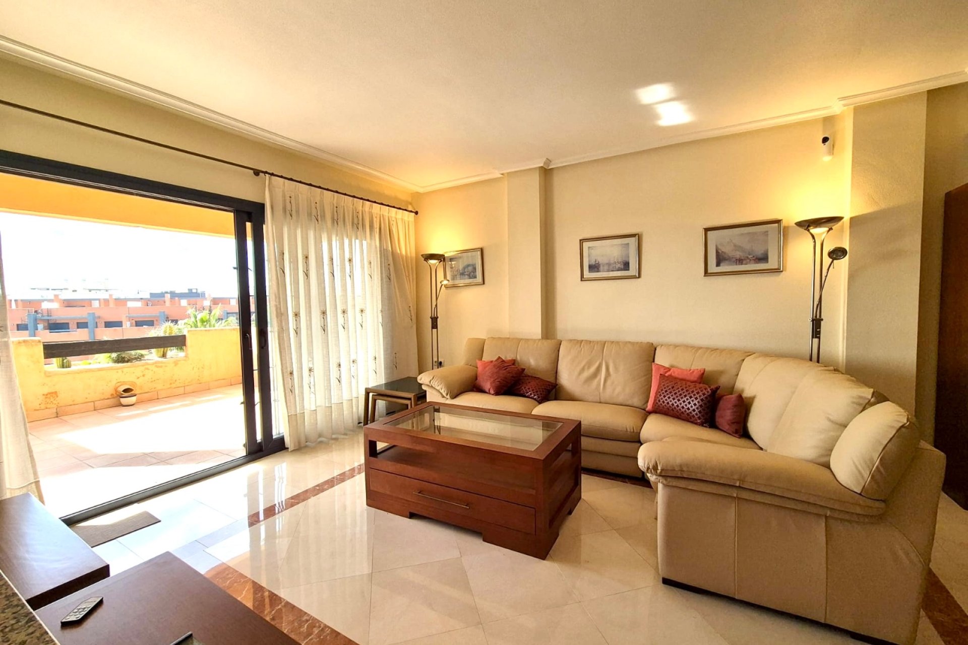 Resale - Apartment  -
Orihuela Costa - Villamartín