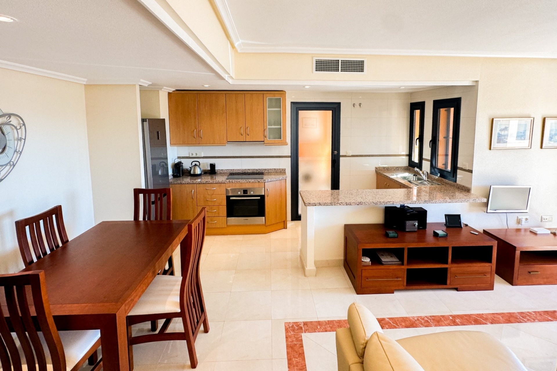 Resale - Apartment  -
Orihuela Costa - Villamartín