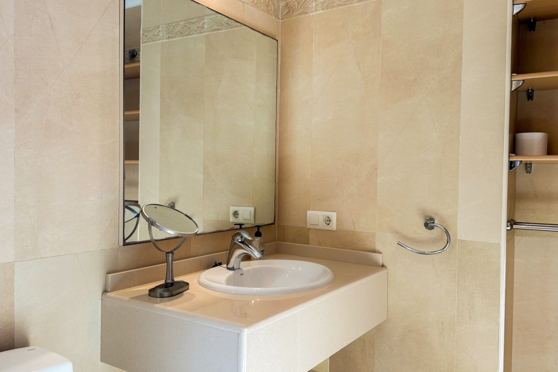 Resale - Apartment  -
Orihuela Costa - Villamartín