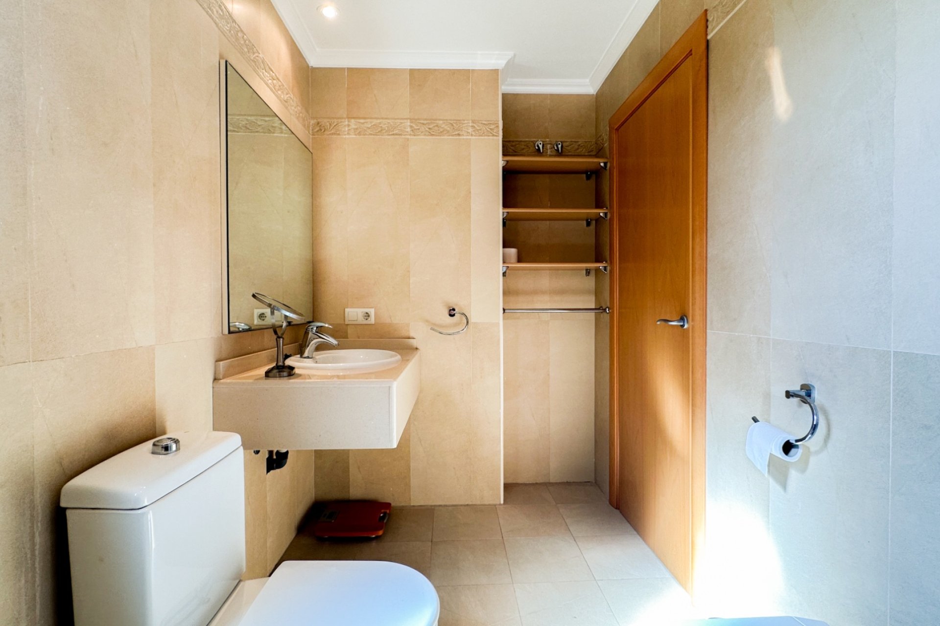 Resale - Apartment  -
Orihuela Costa - Villamartín