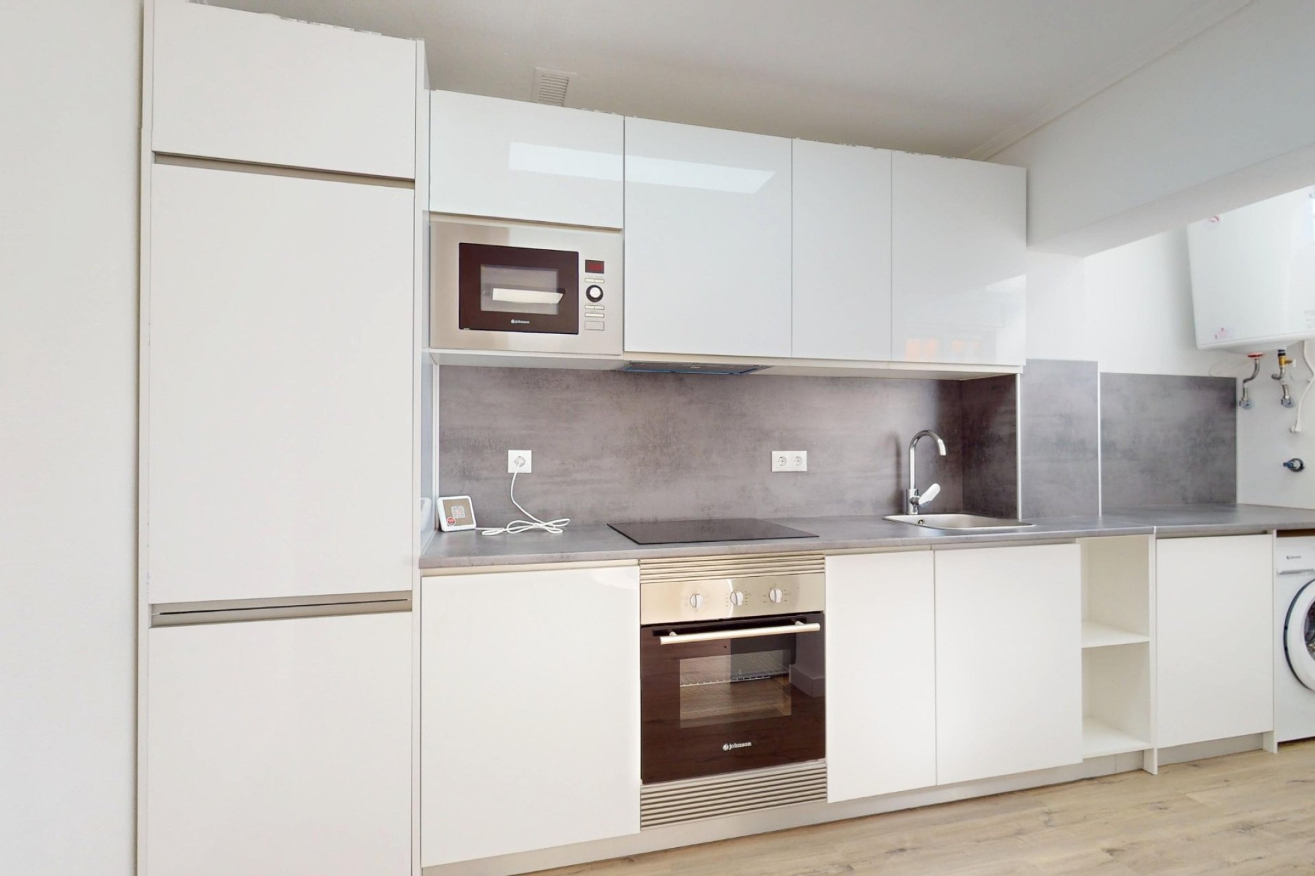 Resale - Apartment  -
Orihuela Costa - Villamartín