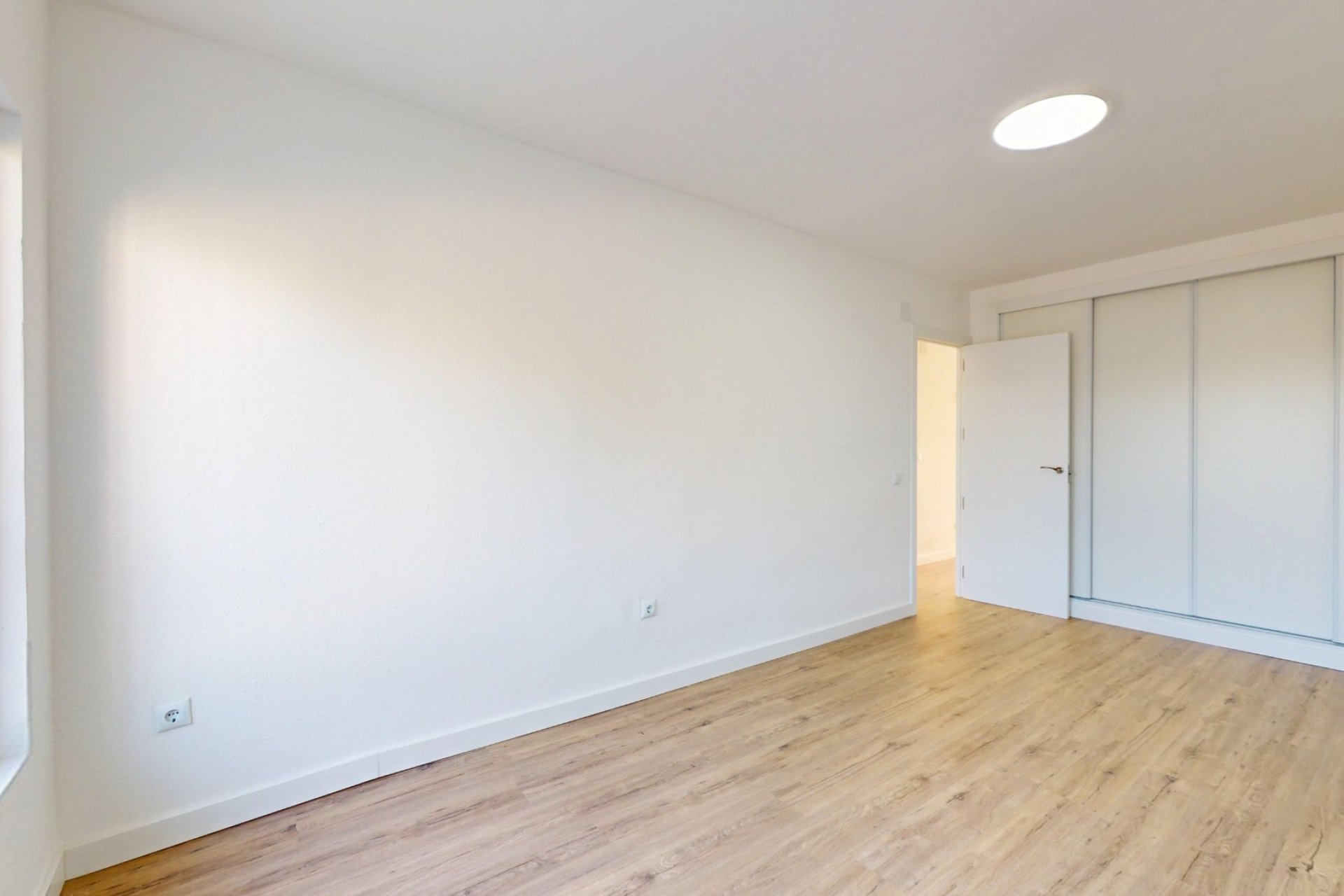 Resale - Apartment  -
Orihuela Costa - Villamartín