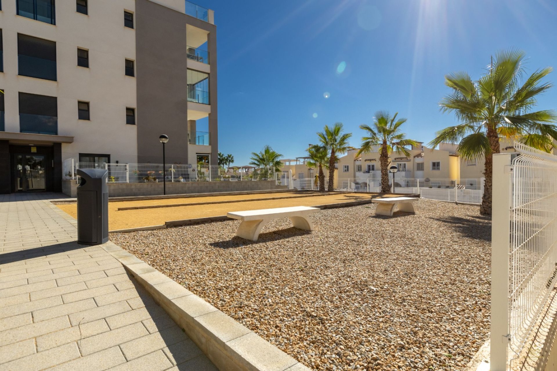 Resale - Apartment  -
Orihuela Costa - Villamartín