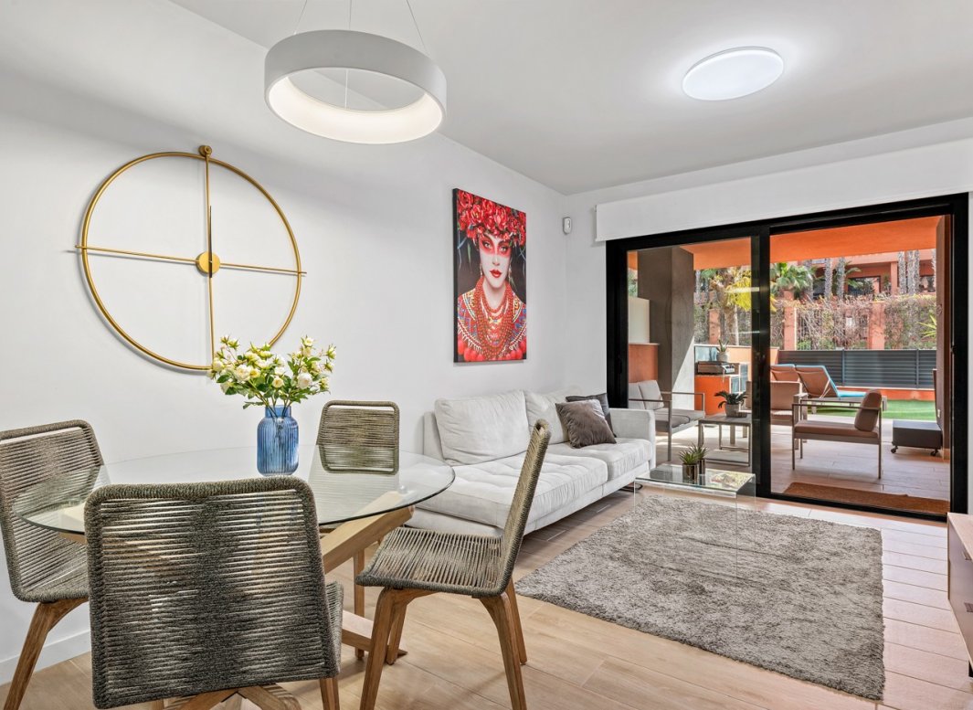 Resale - Apartment  -
Orihuela Costa - Villamartín