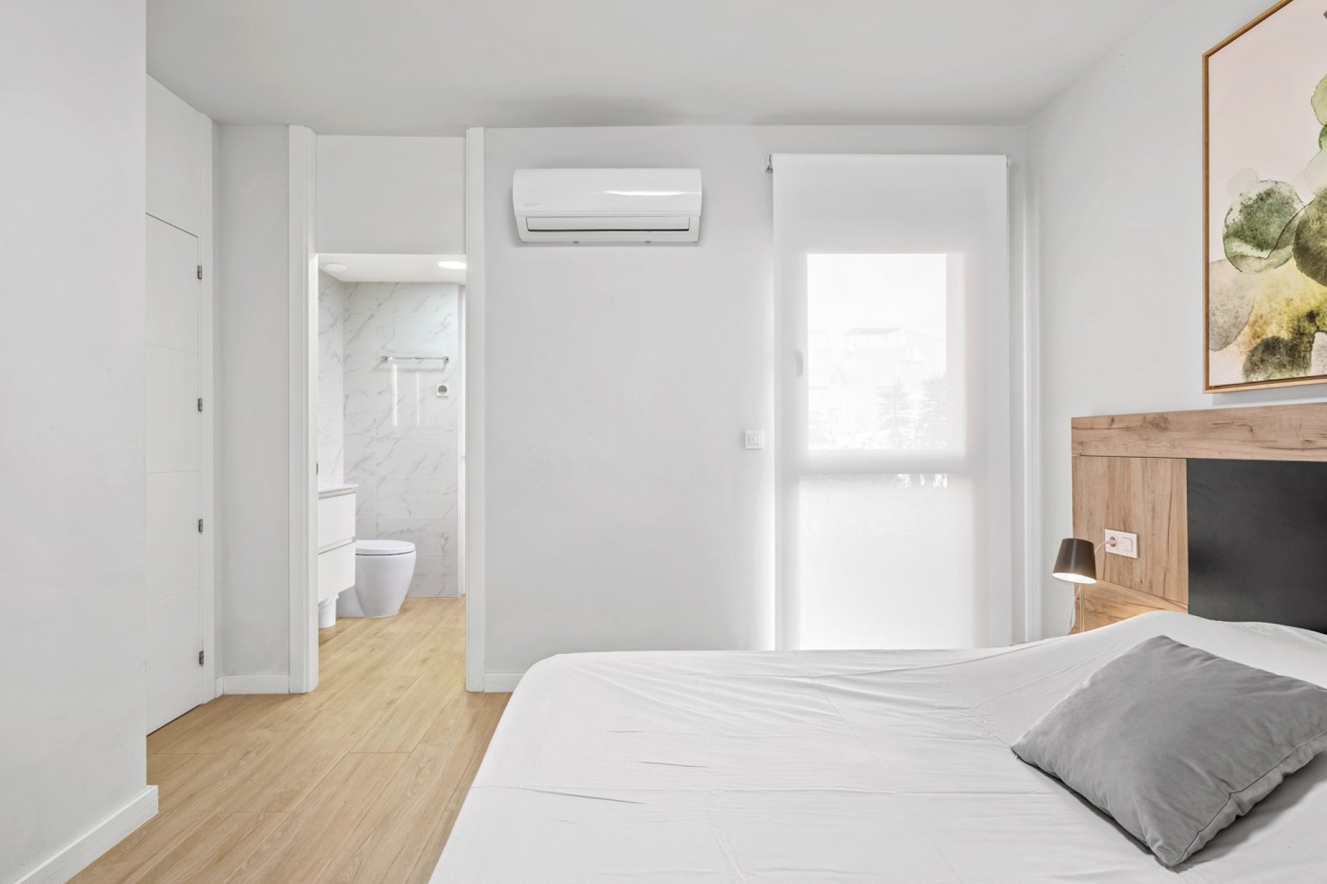 Resale - Apartment  -
Orihuela Costa - Villamartín