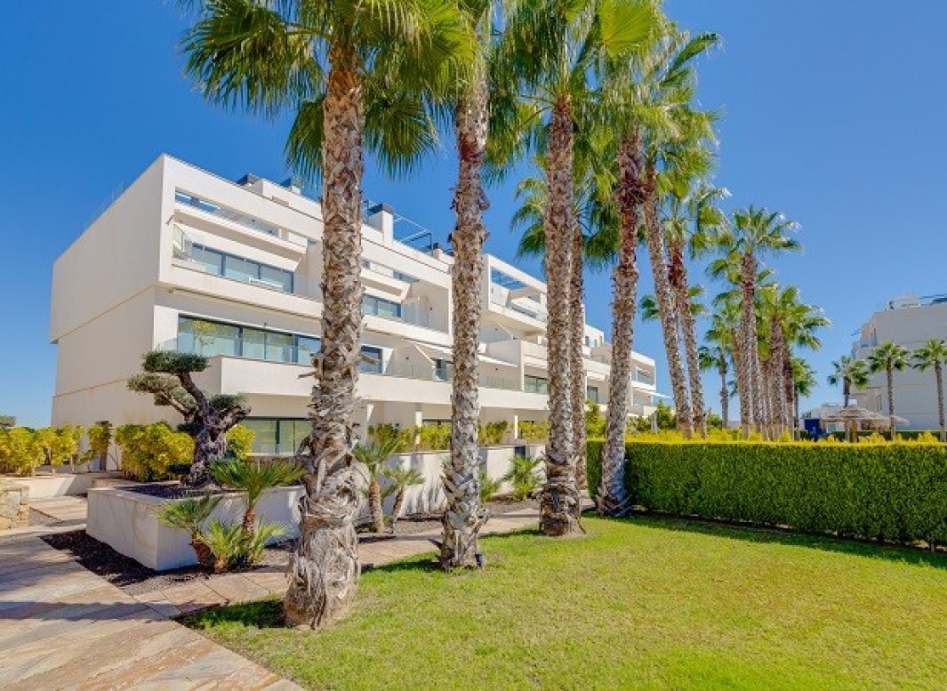 Resale - Apartment  -
Orihuela - Las Colinas golf