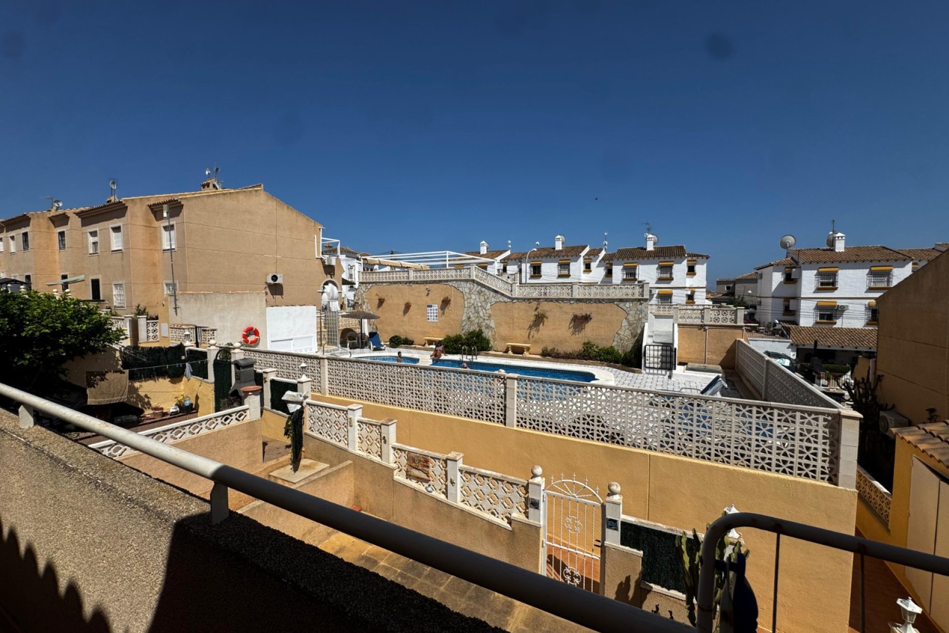 Resale - Apartment  -
San Miguel de Salinas - Blue Lagoon