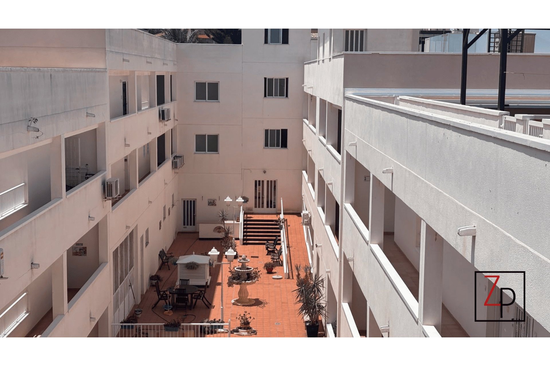 Resale - Apartment  -
San Miguel de Salinas - Pueblo