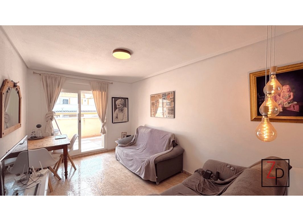 Resale - Apartment  -
San Miguel de Salinas - Pueblo