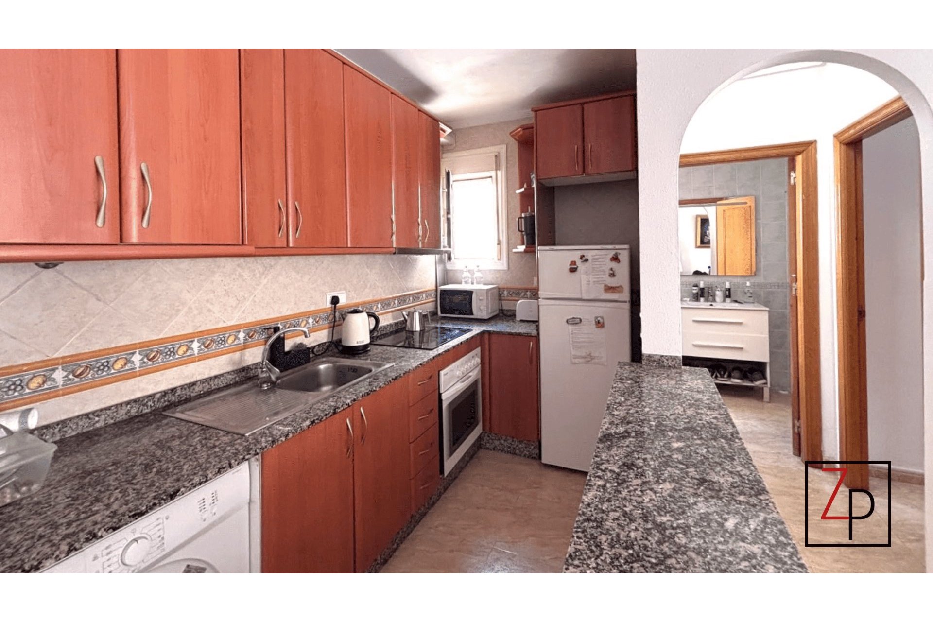Resale - Apartment  -
San Miguel de Salinas - Pueblo