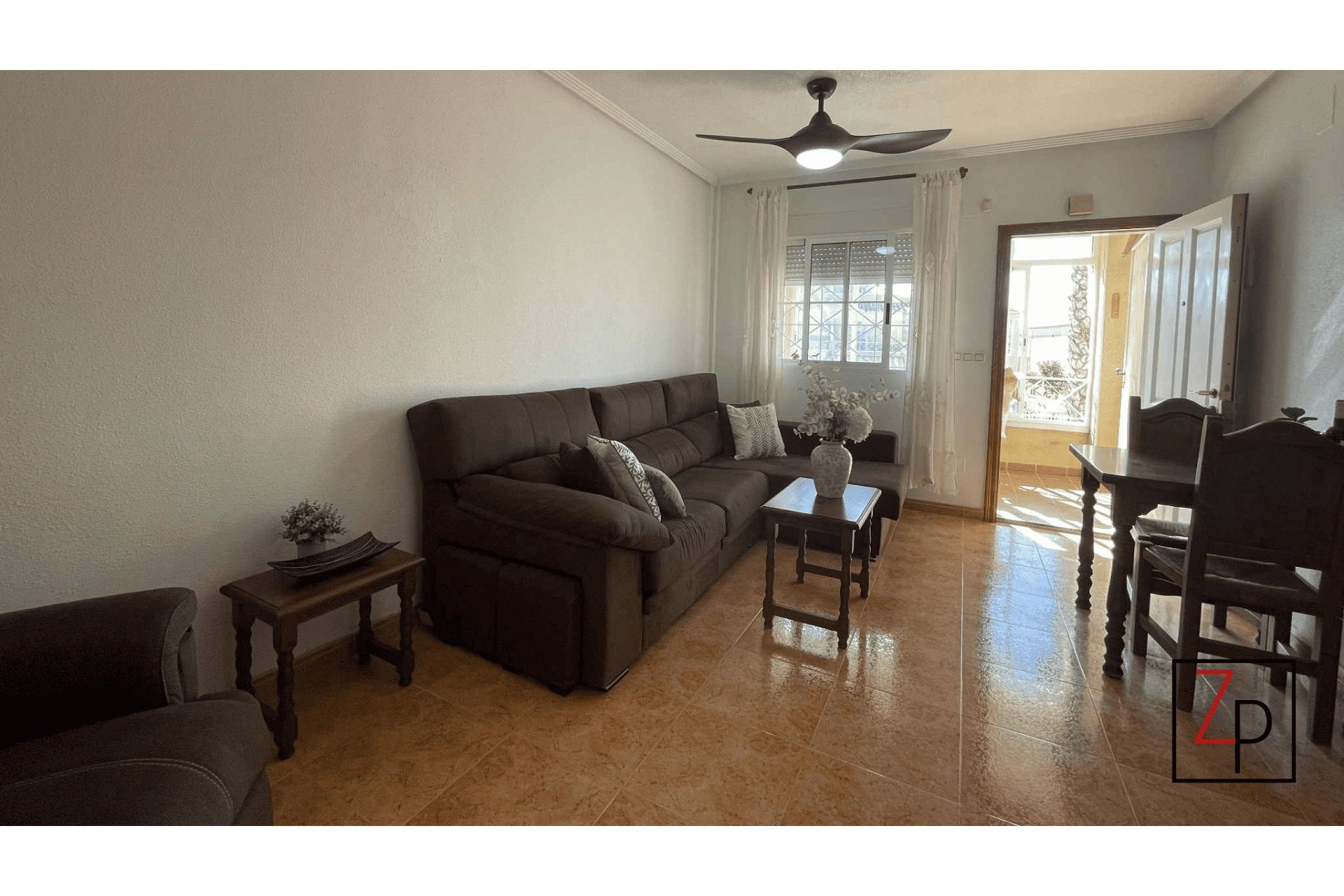 Resale - Apartment  -
Torrevieja - Baños de Europa