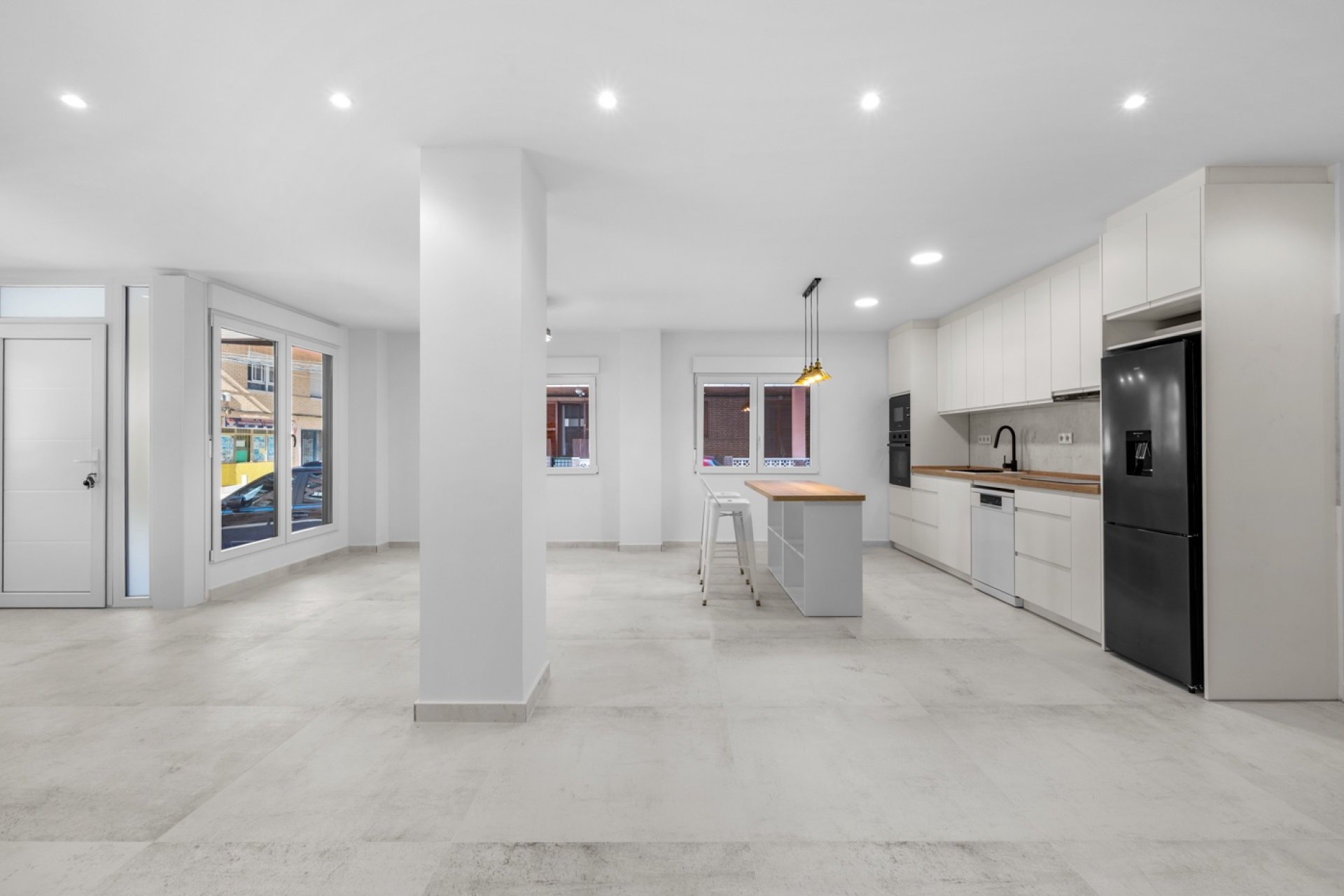 Resale - Apartment  -
Torrevieja - El Acequión - Los Náufragos