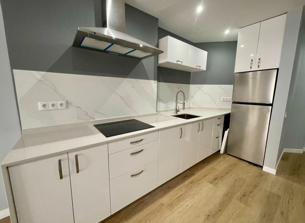 Resale - Apartment  -
Torrevieja - La Mata