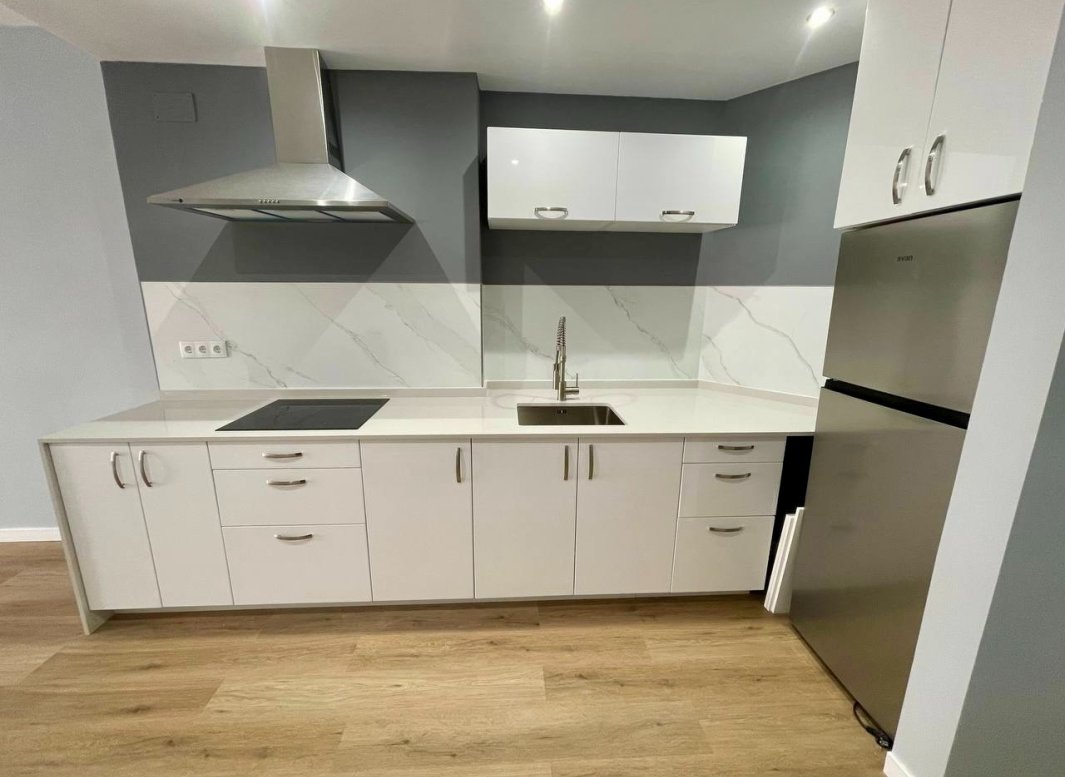 Resale - Apartment  -
Torrevieja - La Mata