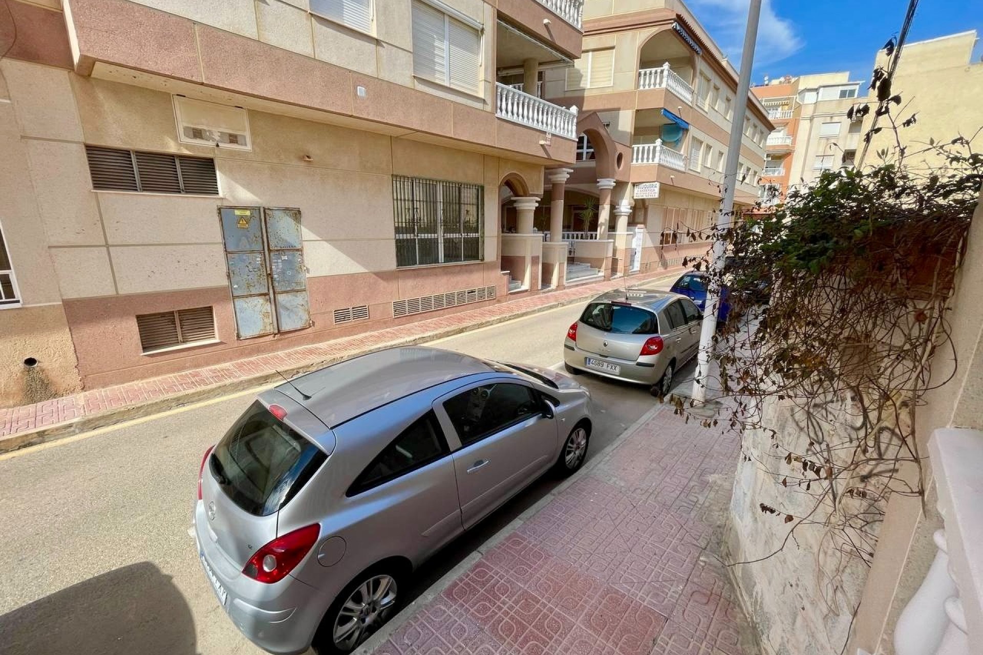 Resale - Apartment  -
Torrevieja - La Mata