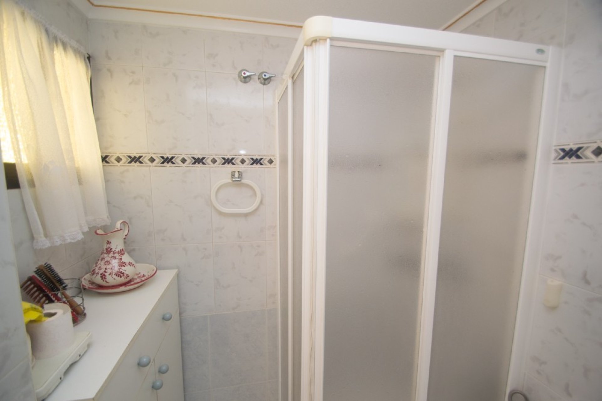 Resale - Apartment  -
Torrevieja - La veleta