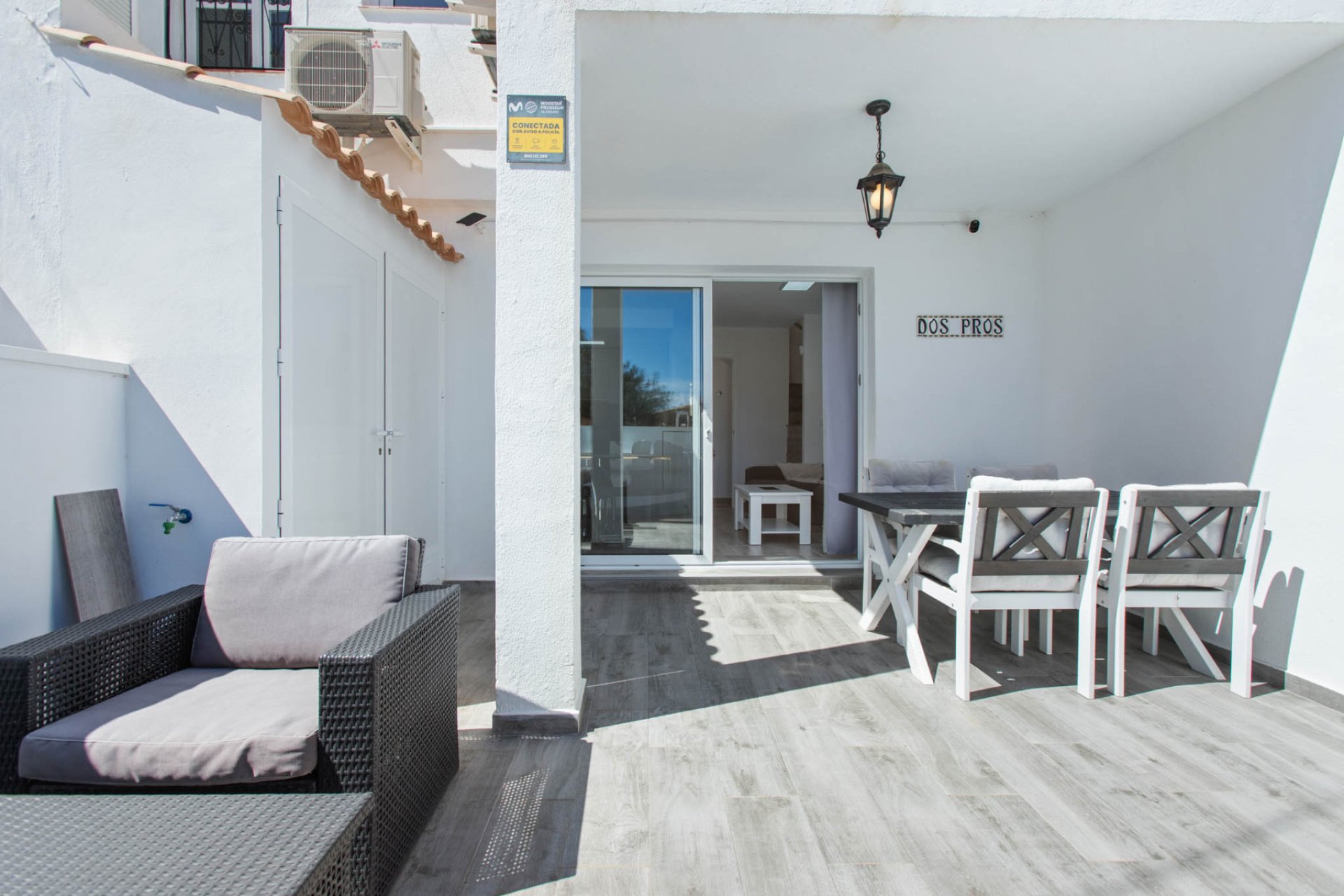 Resale - Apartment  -
Torrevieja - Lago Jardin