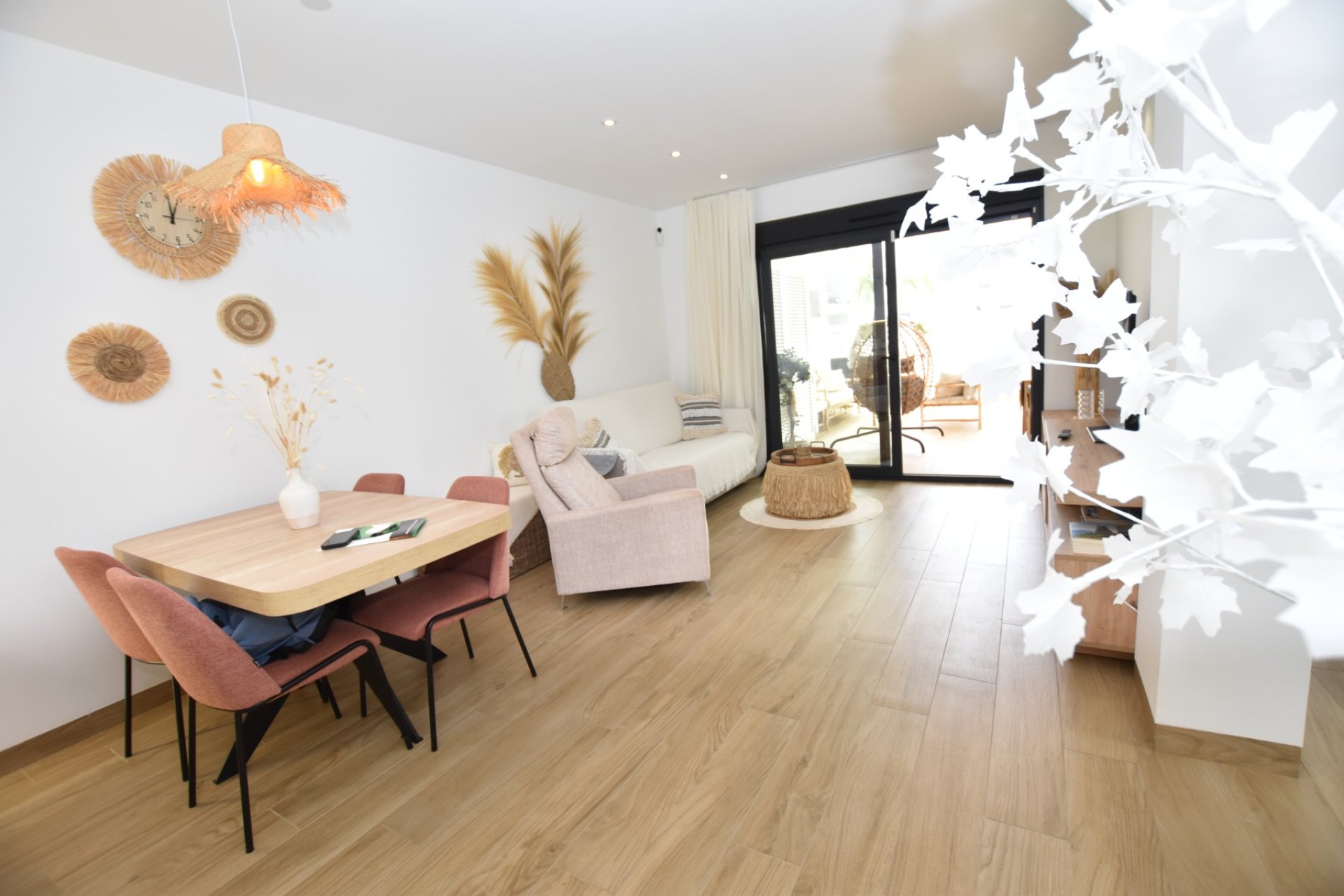 Resale - Apartment  -
Torrevieja - Los Balcones