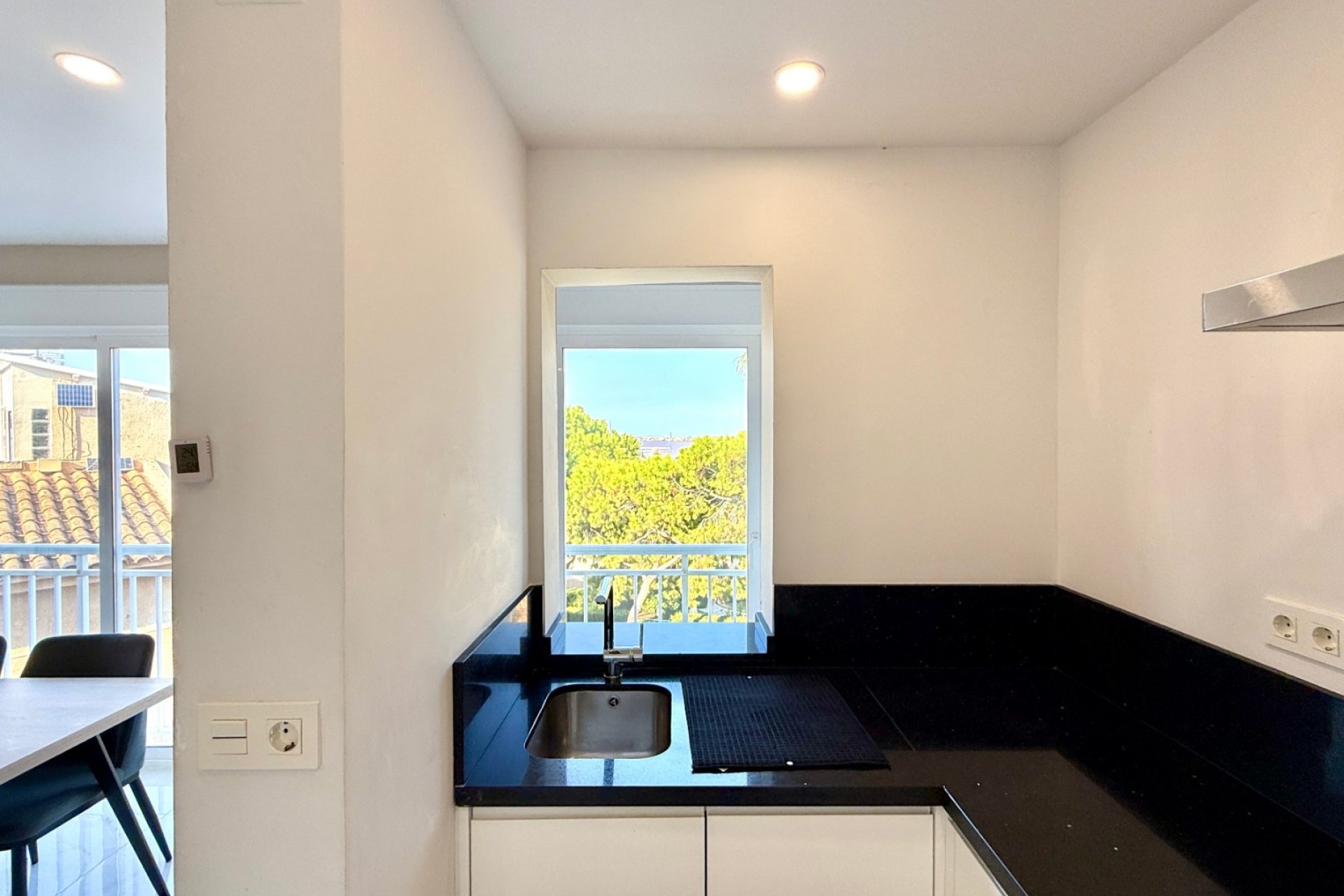 Resale - Apartment  -
Torrevieja - Los Balcones