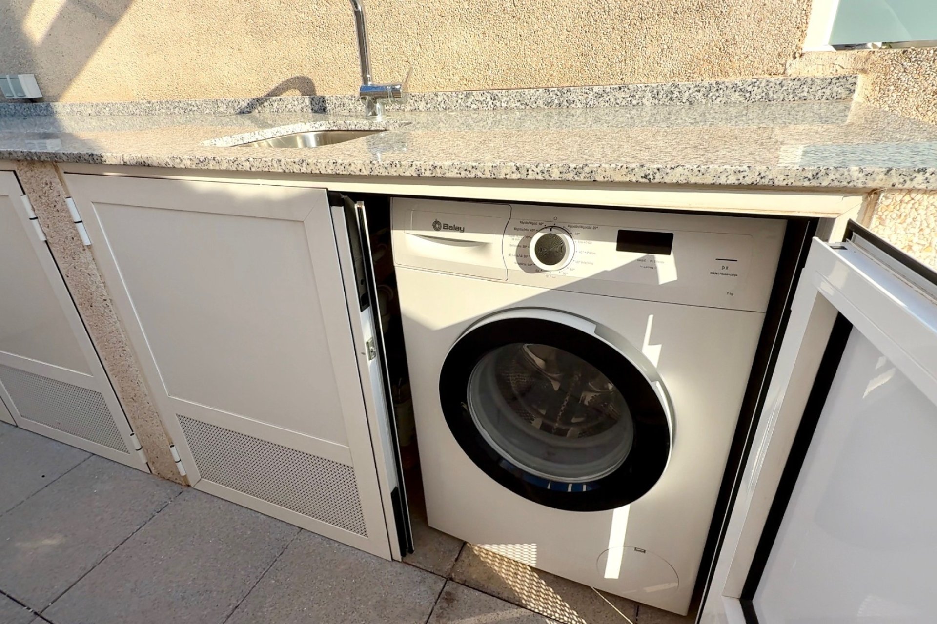 Resale - Apartment  -
Torrevieja - Los Balcones