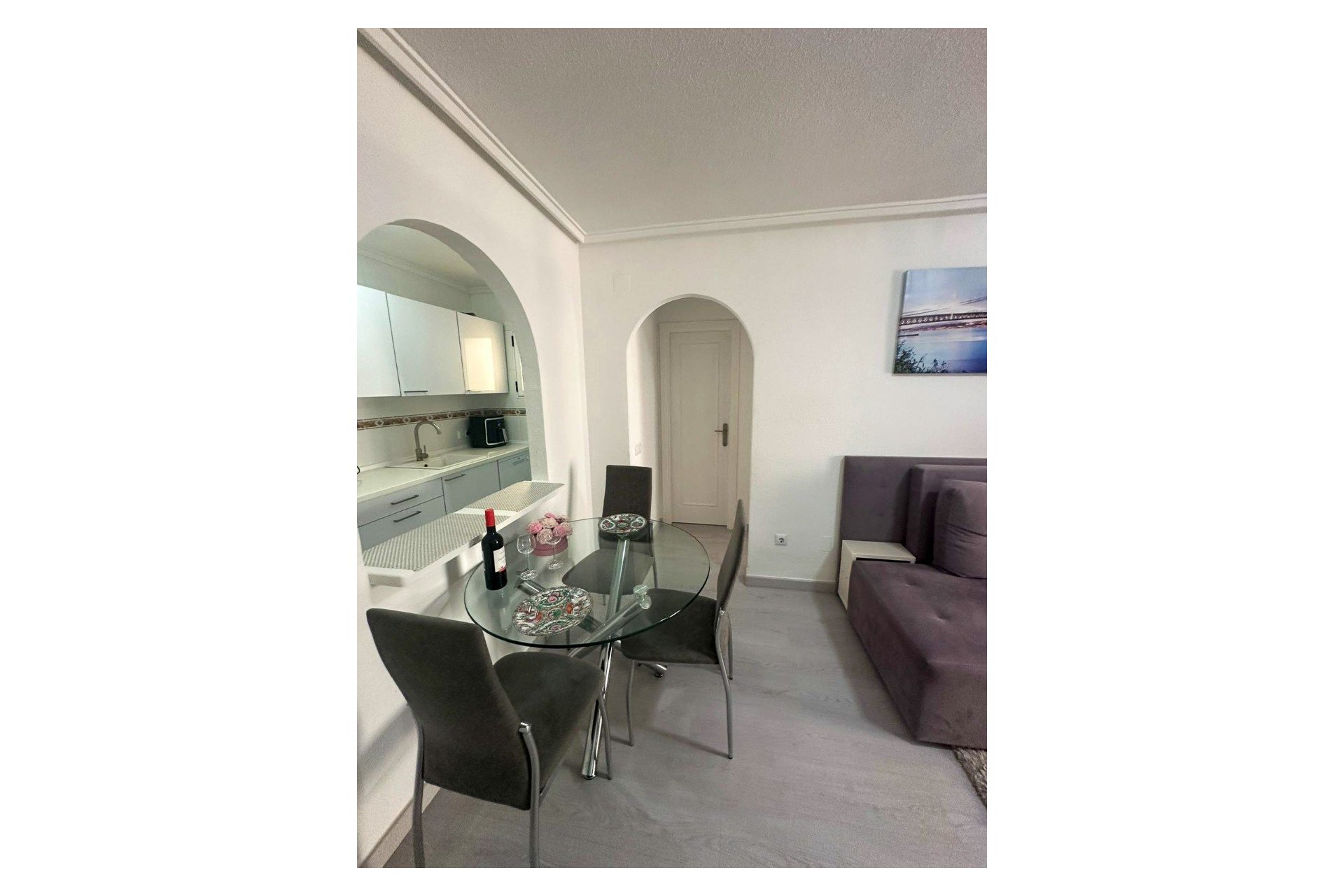 Resale - Apartment  -
Torrevieja - Parque de las Naciones