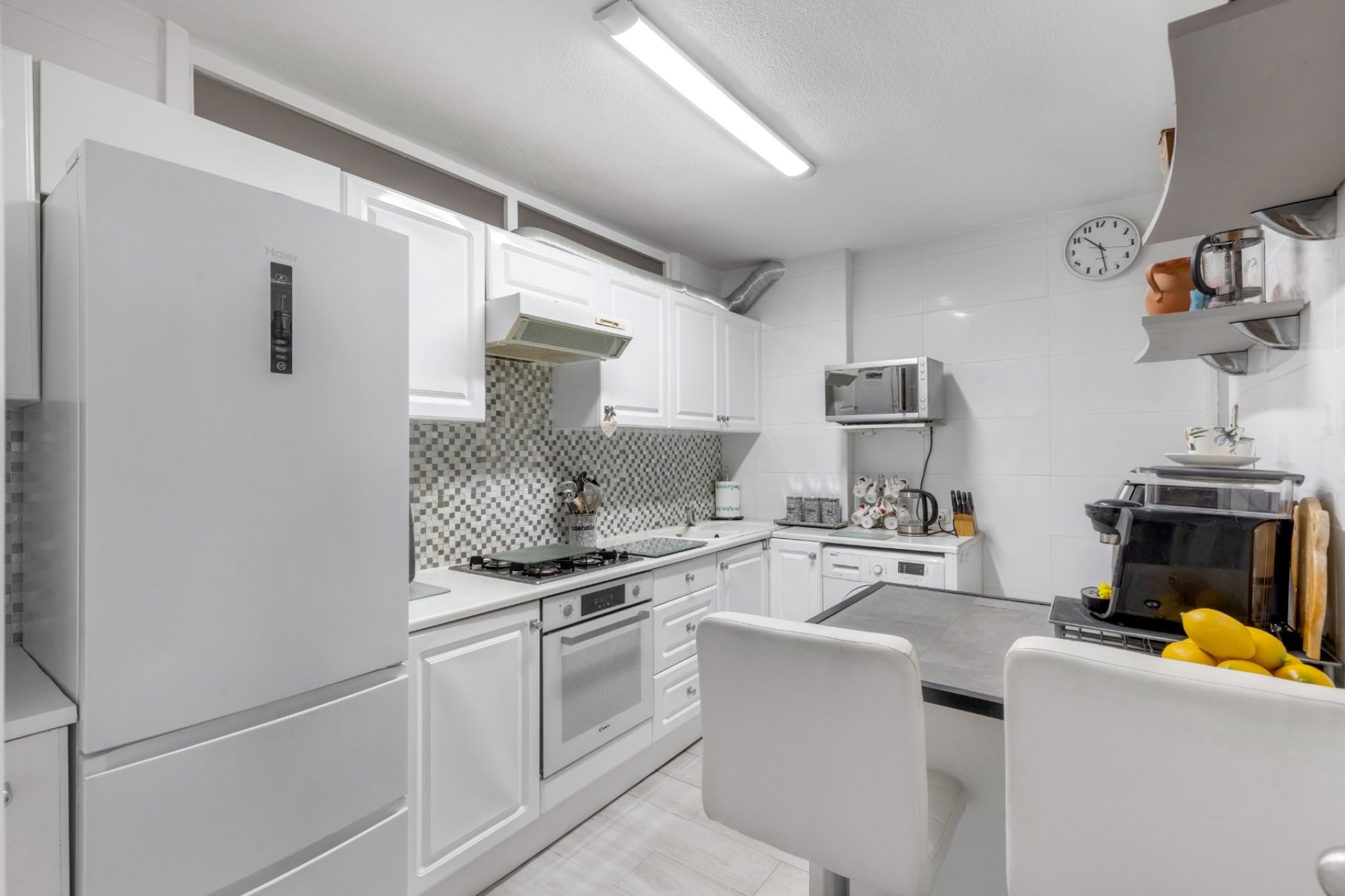 Resale - Apartment  -
Torrevieja - Playa del Cura