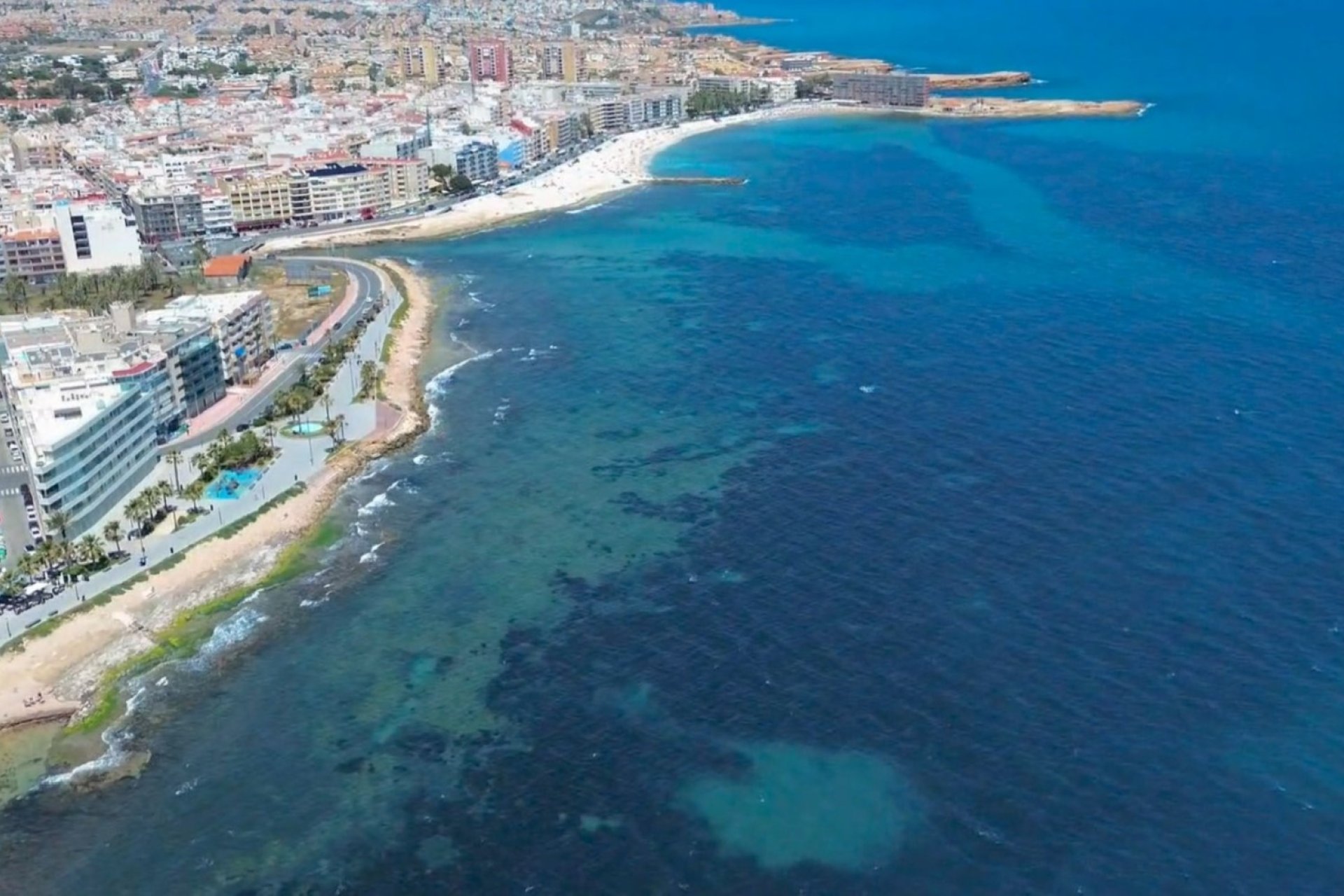 Resale - Apartment  -
Torrevieja - Playa del Cura