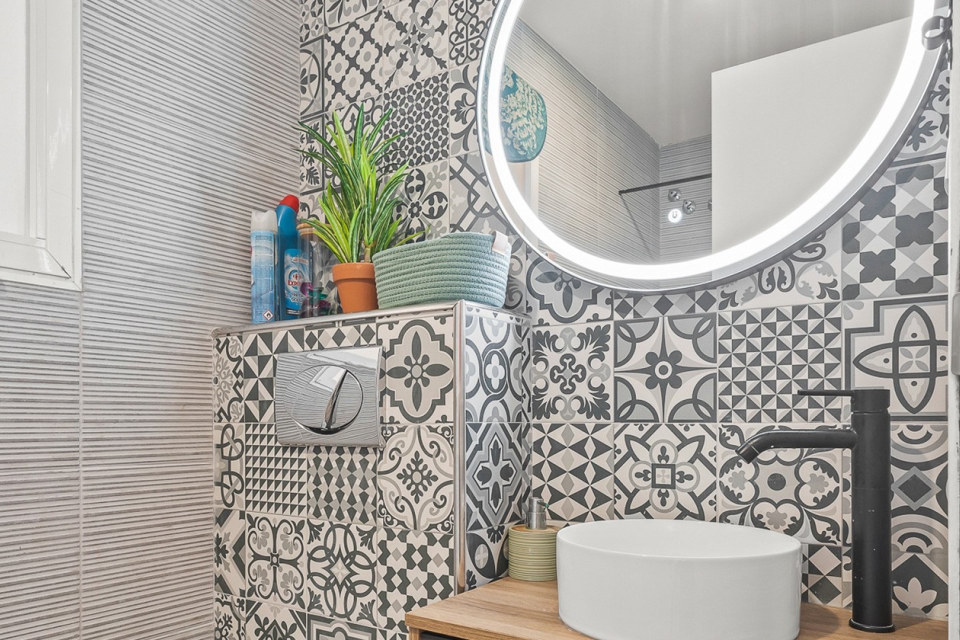 Resale - Apartment  -
Torrevieja - Playa del Cura