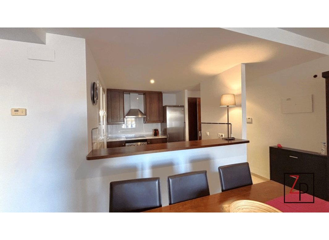 Resale - Apartment  -
Torrevieja - Punta Prima