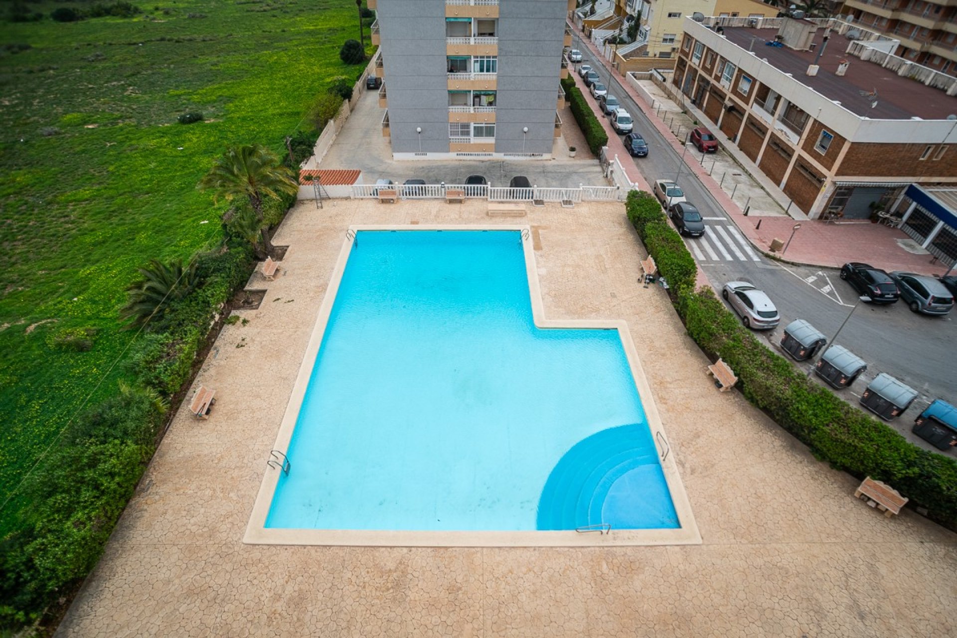 Resale - Apartment  -
Torrevieja - Punta Prima