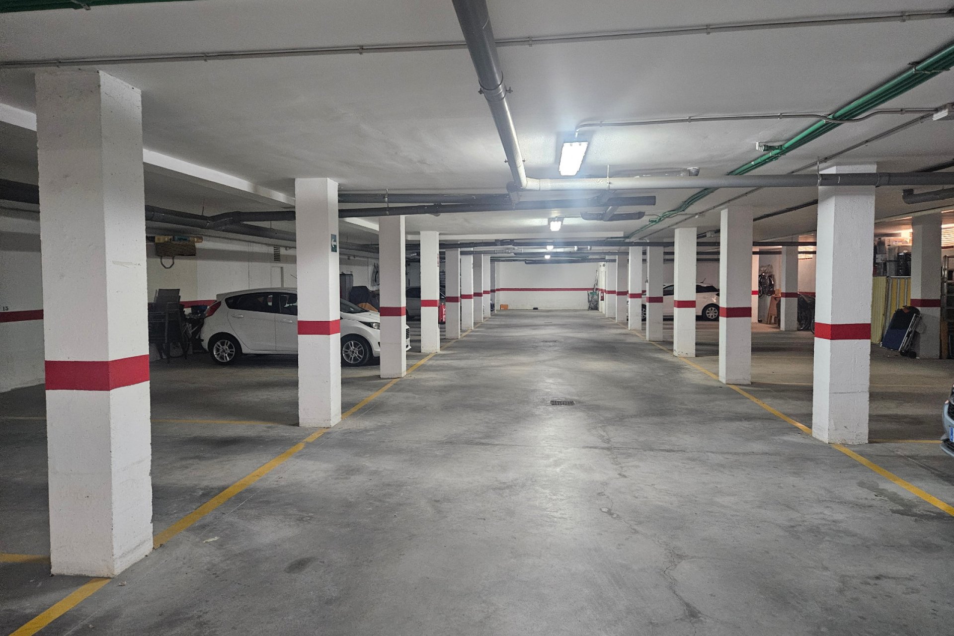 Resale - Apartment  -
Villamartín - PAU 8