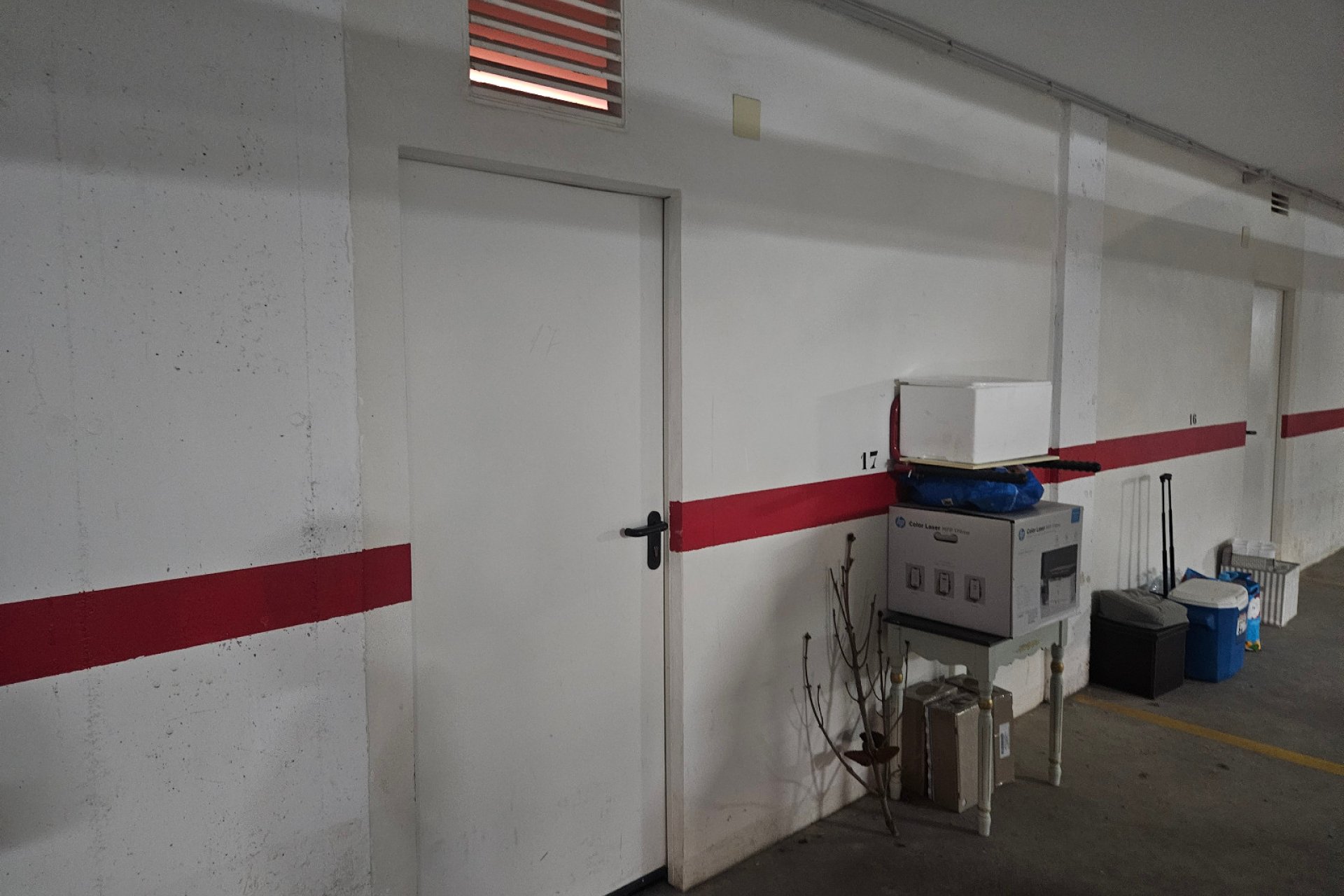 Resale - Apartment  -
Villamartín - PAU 8