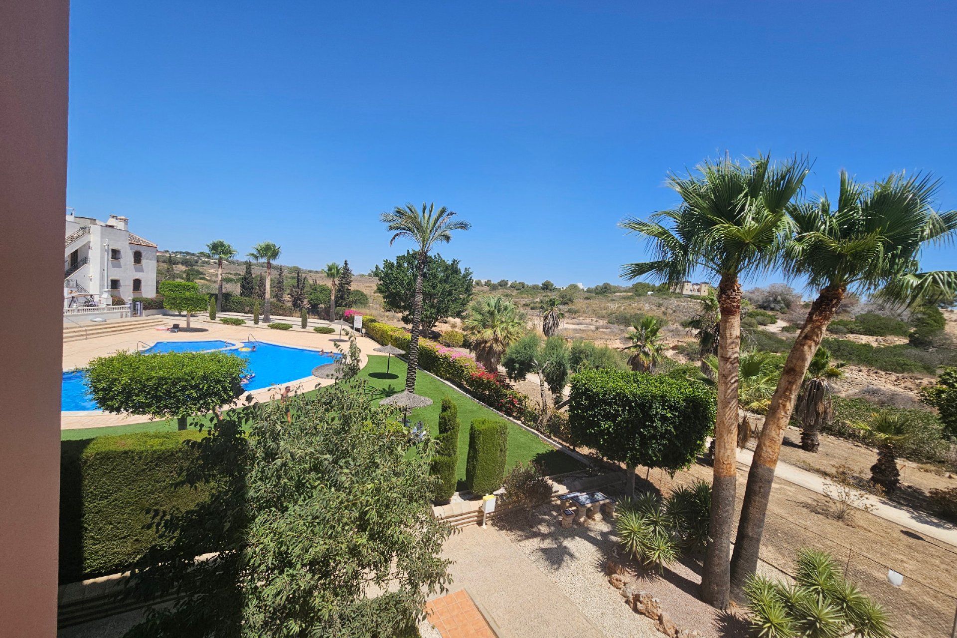 Resale - Apartment  -
Villamartín - PAU 8