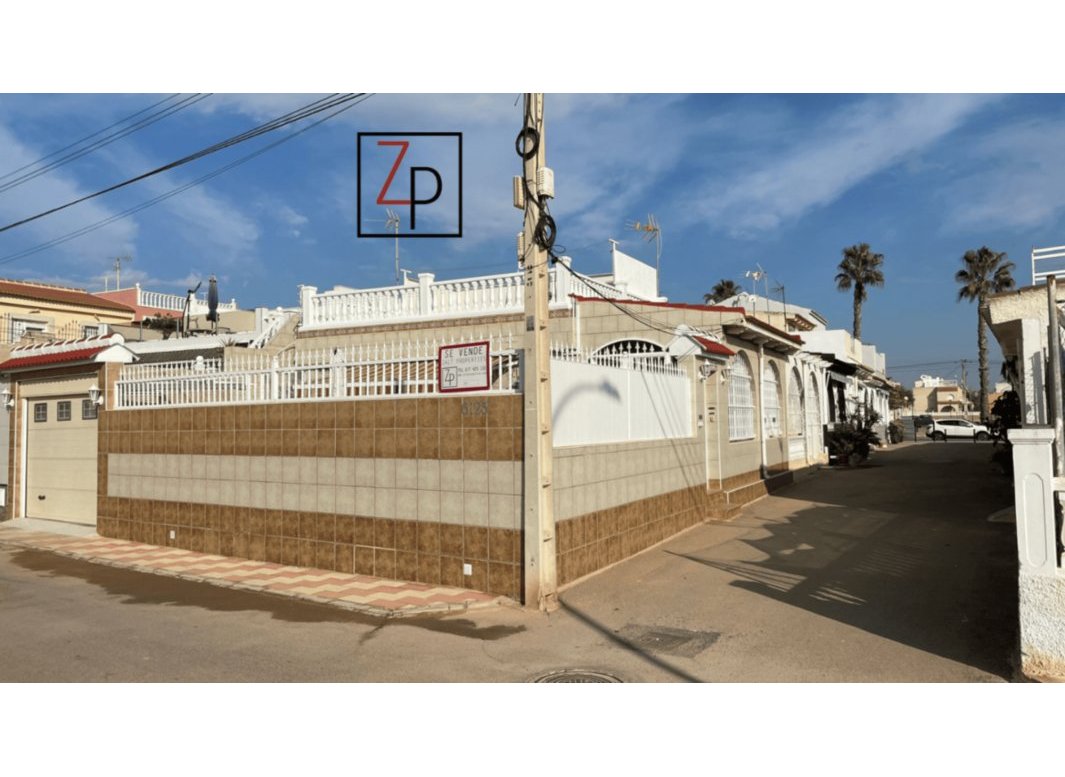 Resale - Bungalow -
Los Alcazares