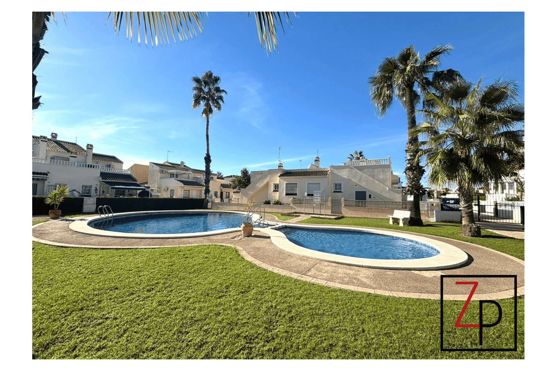 Resale - Bungalow -
Orihuela Costa - Playa Flamenca Norte