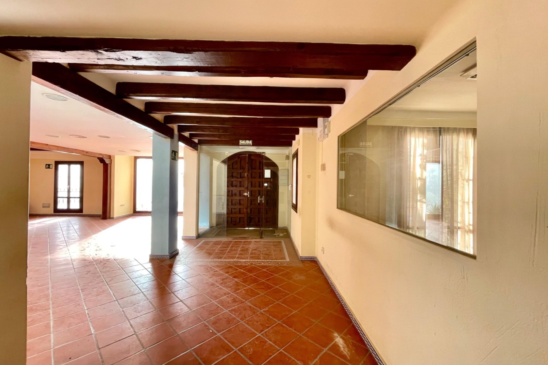 Resale - Commercial -
Torrevieja - Playa Los Locos