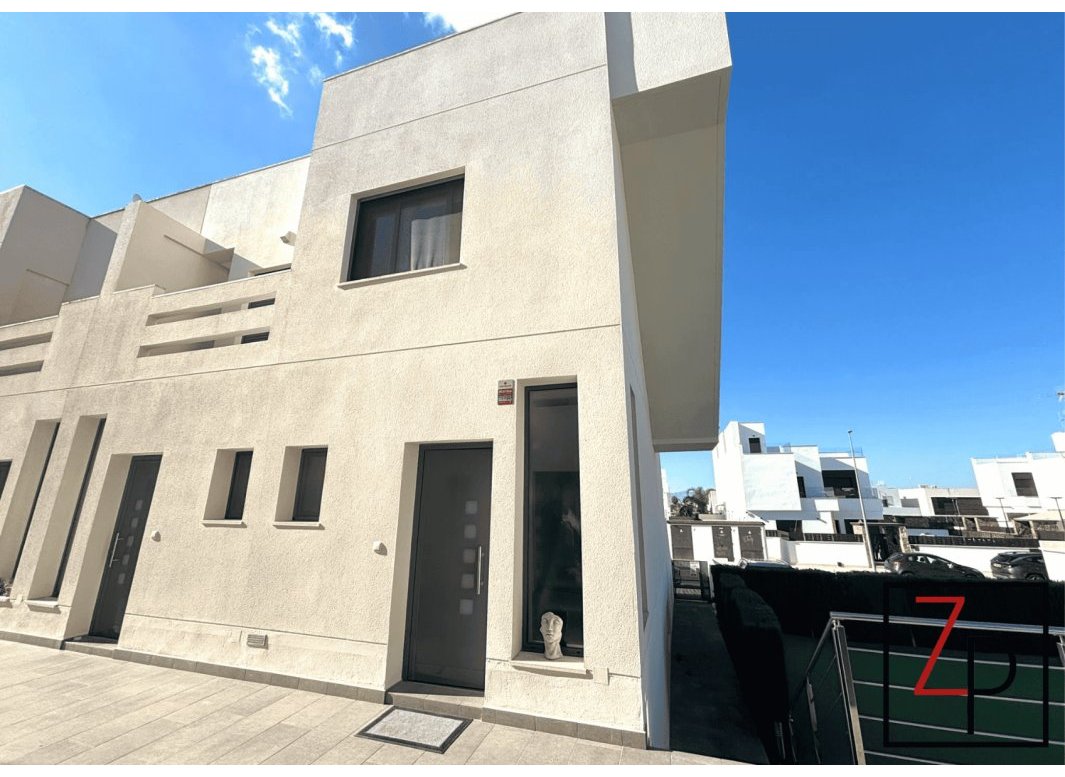 Resale - Duplex -
Benijofar - Pueblo
