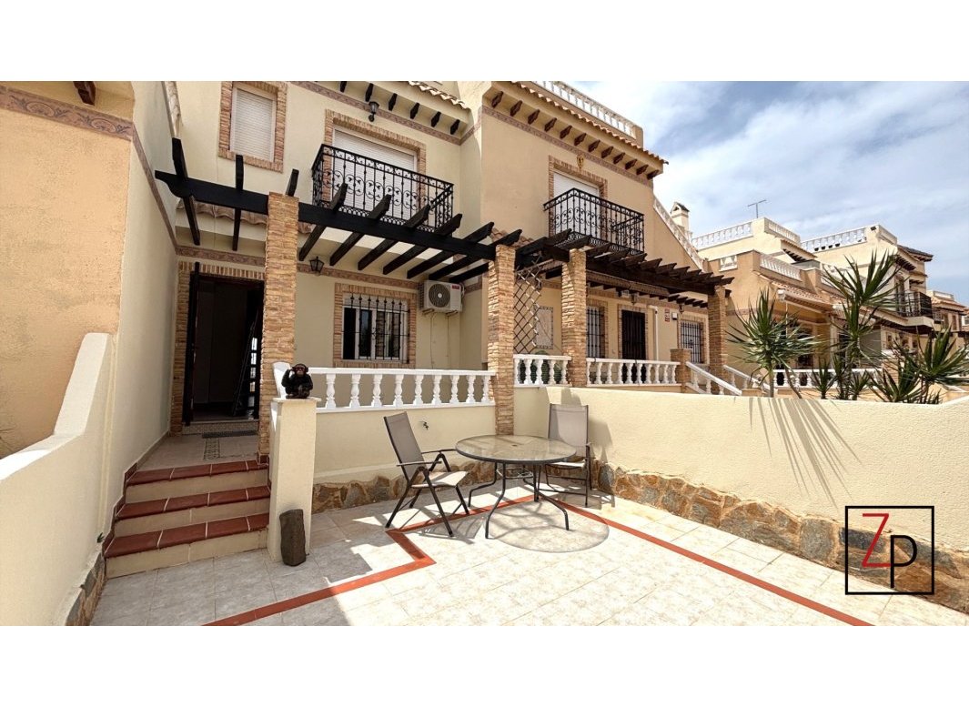 Resale - Duplex -
Orihuela Costa