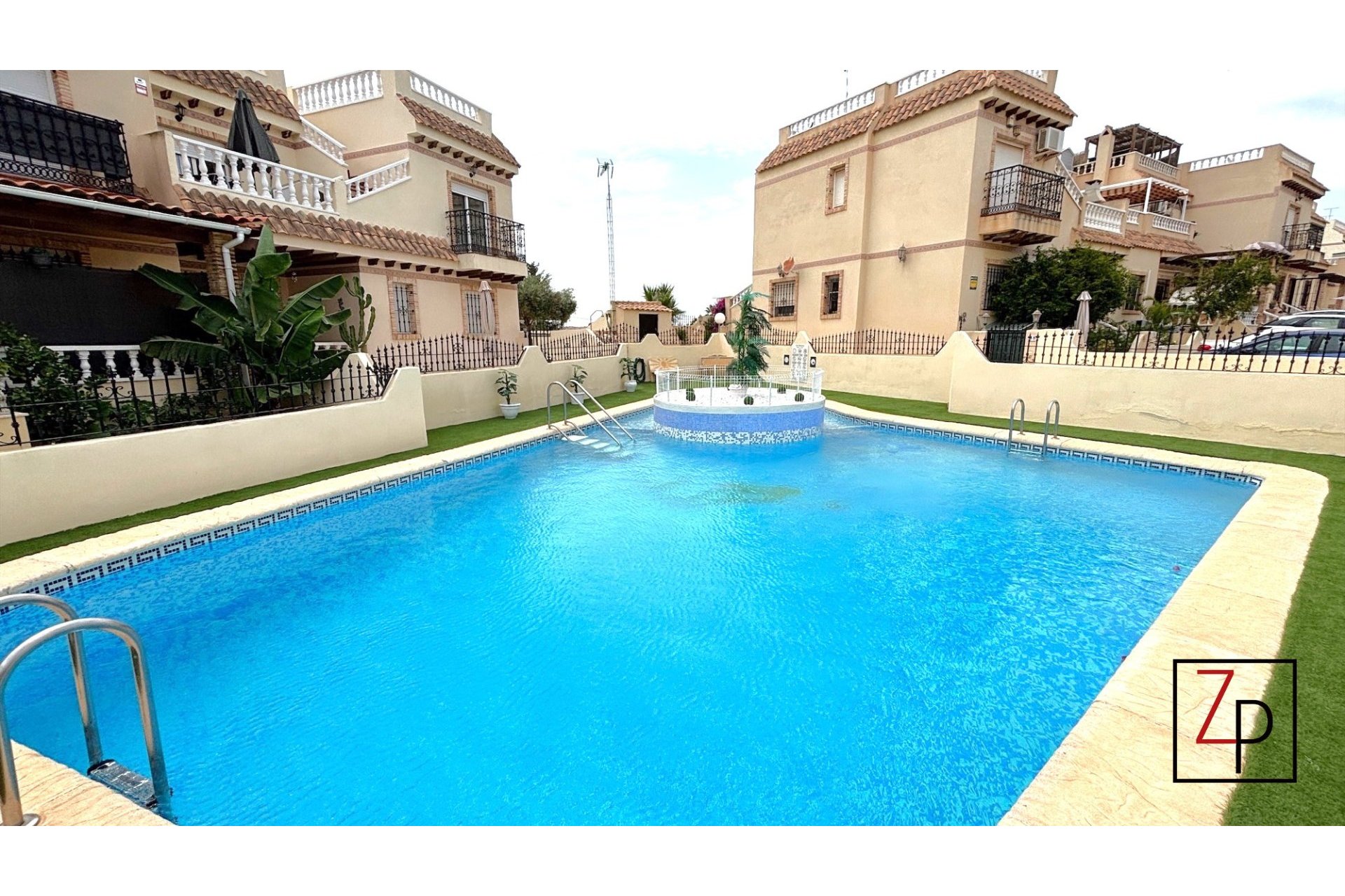 Resale - Duplex -
Orihuela Costa