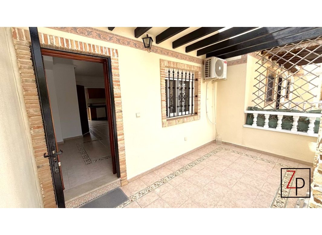 Resale - Duplex -
Orihuela Costa