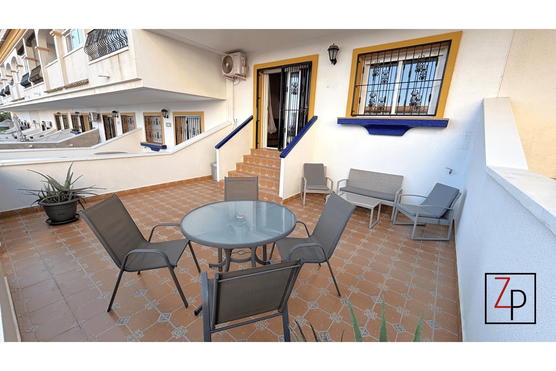 Resale - Ground floor apartment -
San Miguel de Salinas - Pueblo