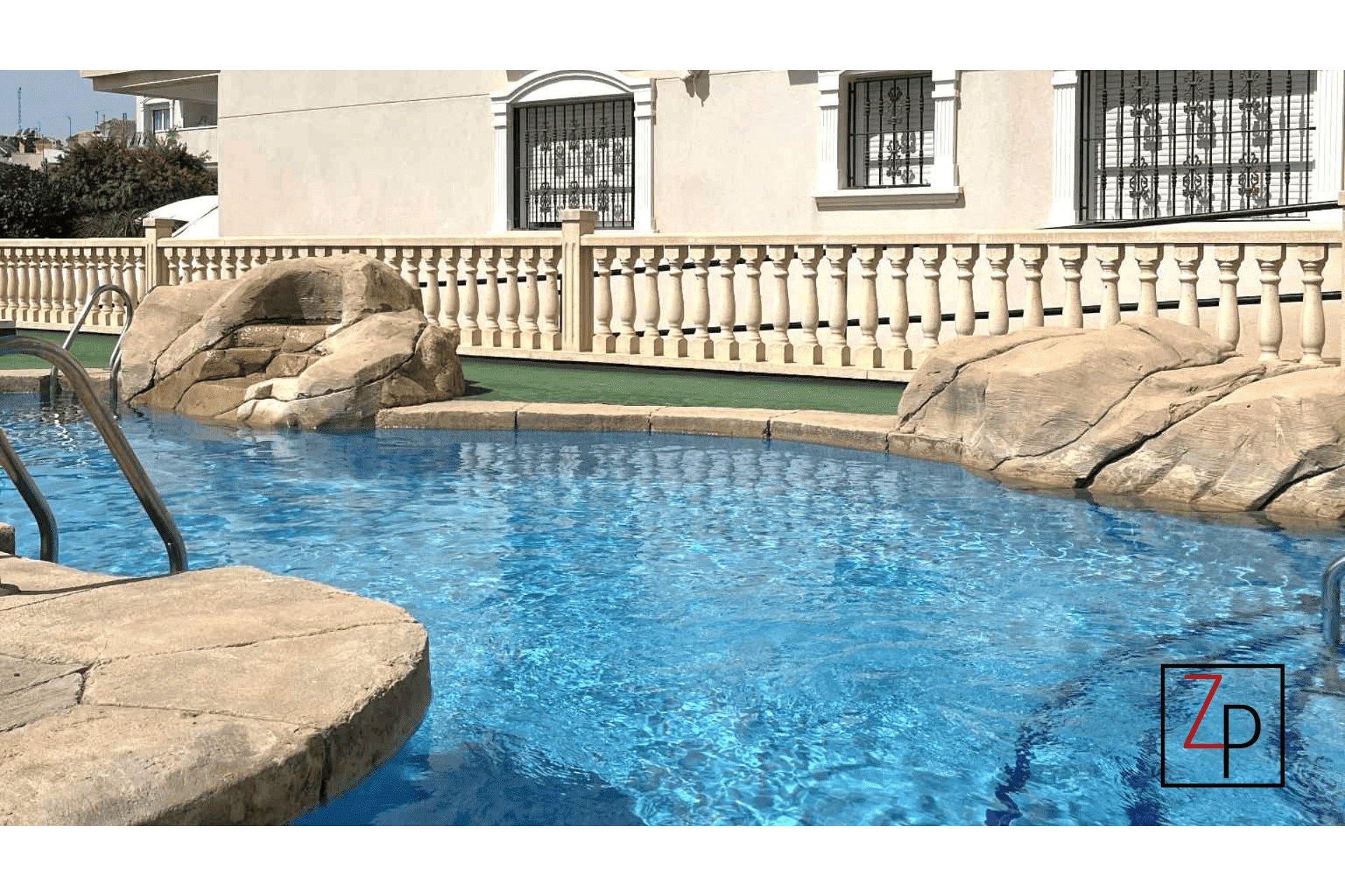 Resale - Ground floor apartment -
San Miguel de Salinas - Pueblo