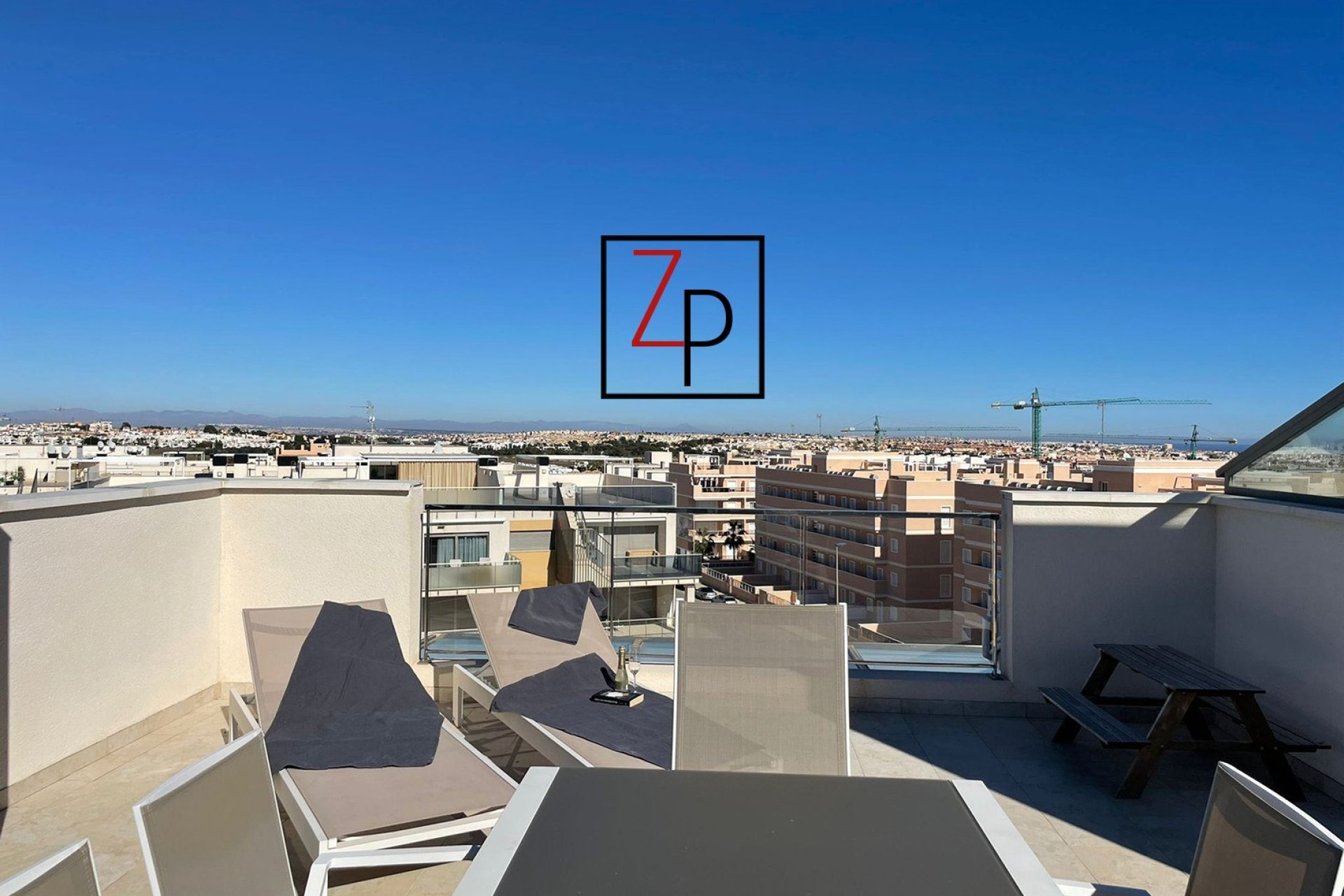 Resale - Penthouse -
Orihuela Costa - Villamartín