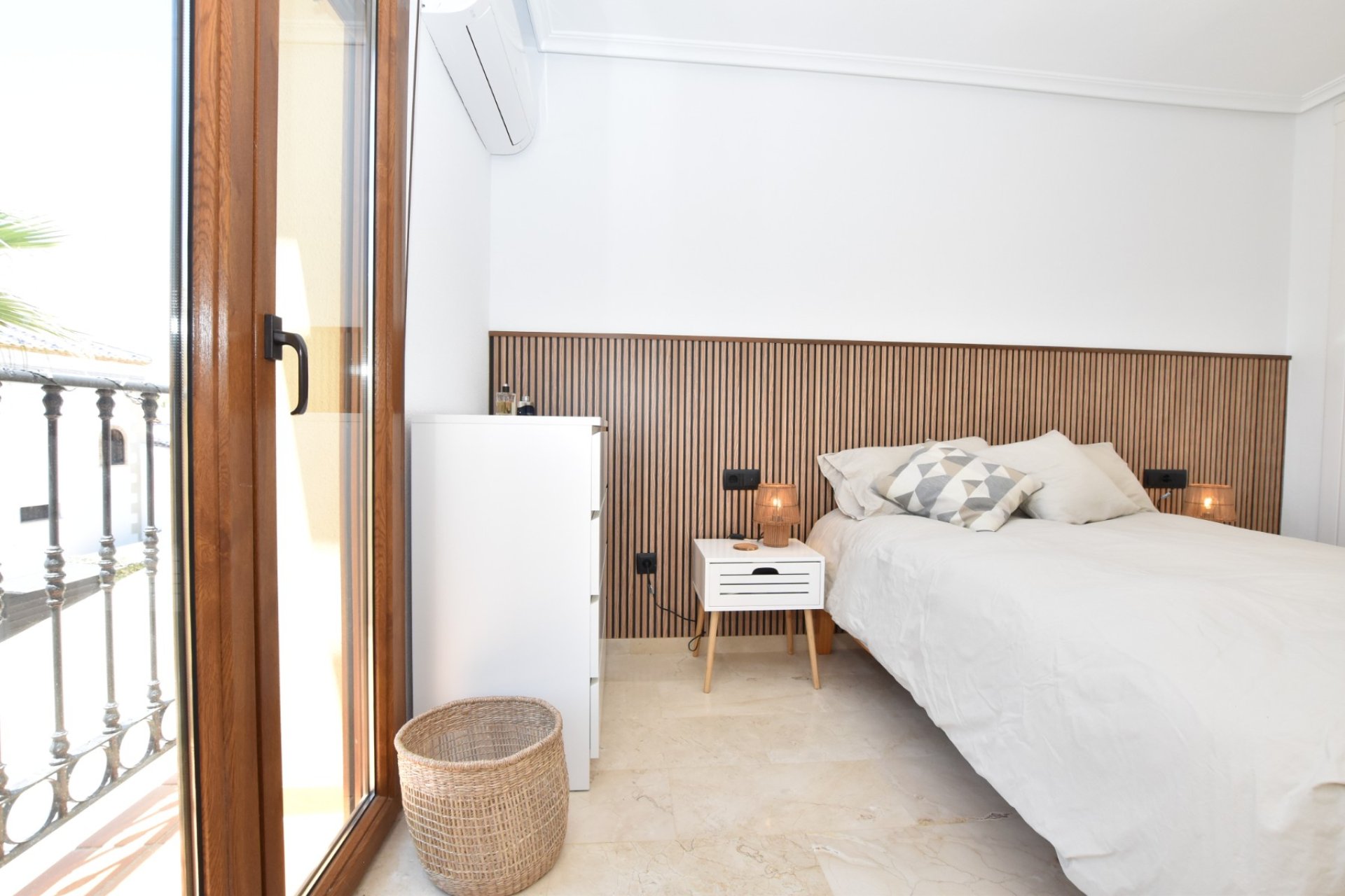 Resale - Townhouse -
3409 - La finca Golf