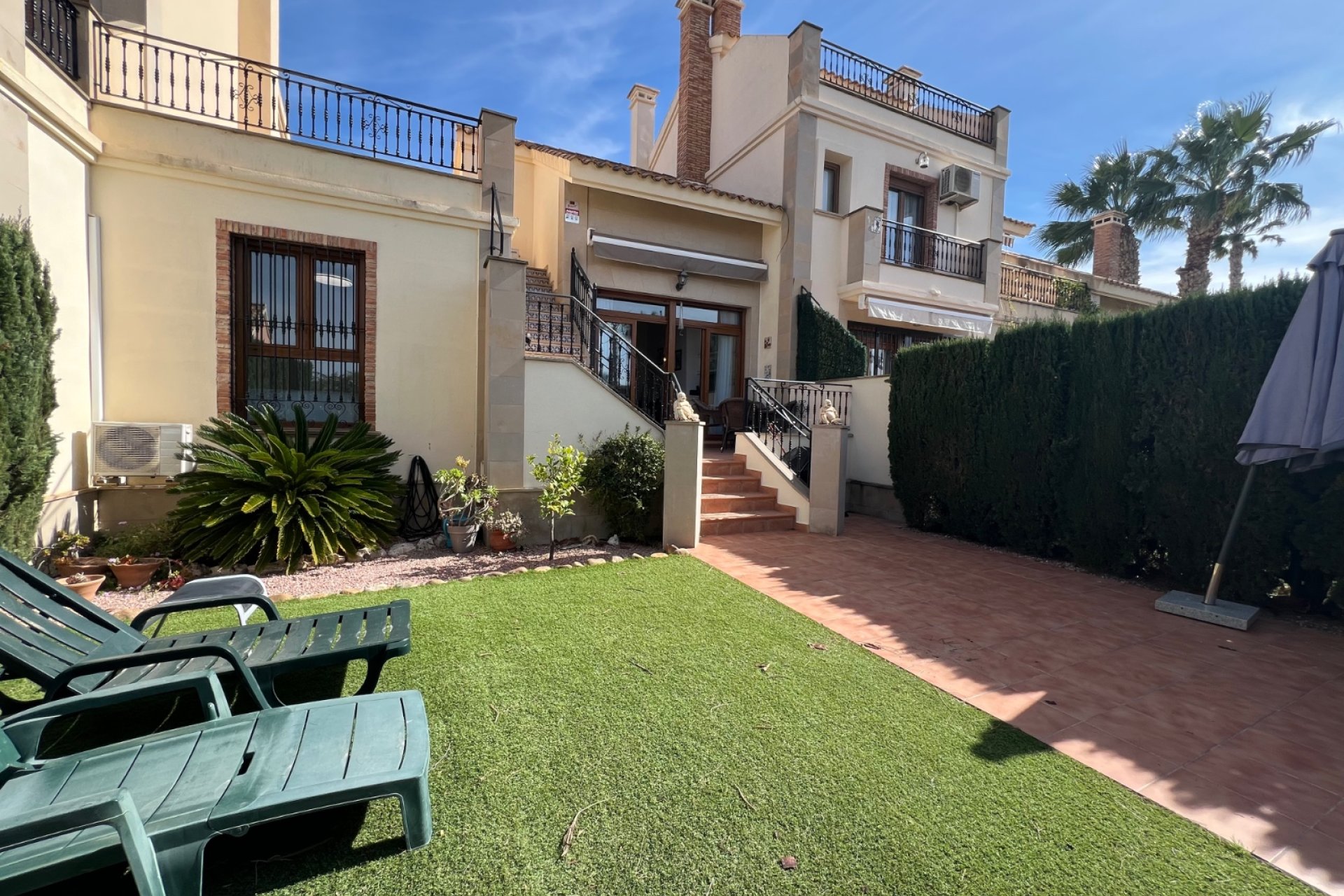 Resale - Townhouse -
3409 - La finca Golf