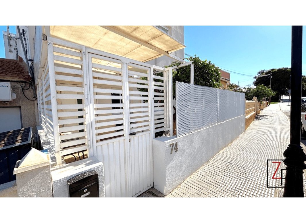Resale - Townhouse -
Algorfa - Pueblo