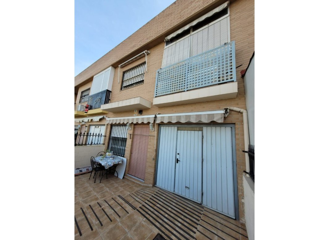 Resale - Townhouse -
Almoradí