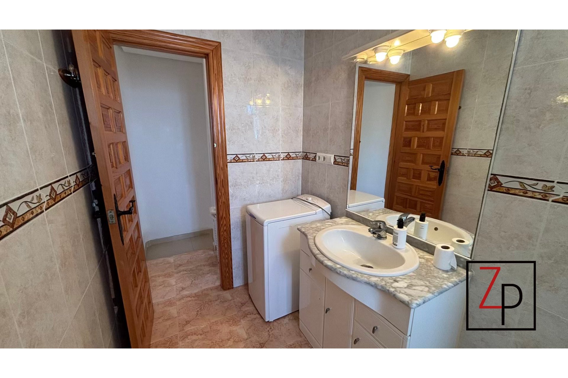 Resale - Townhouse -
Elche Pedanías - Urbanizaciones