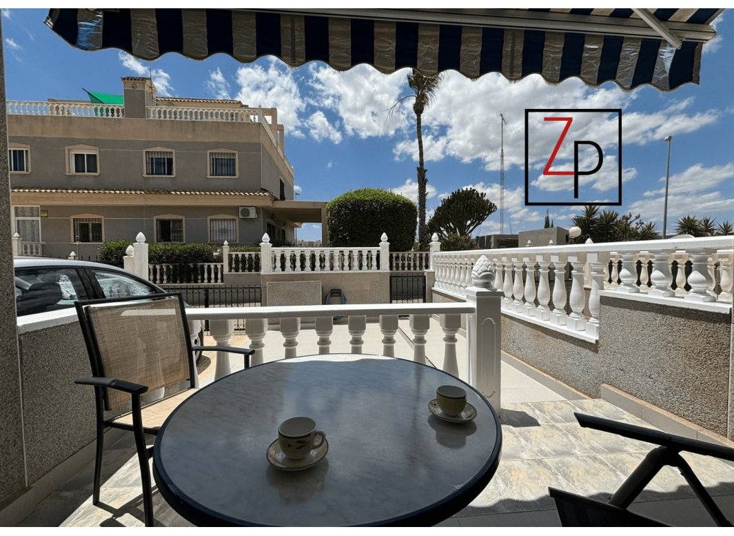 Resale - Townhouse -
Orihuela Costa - La Florida