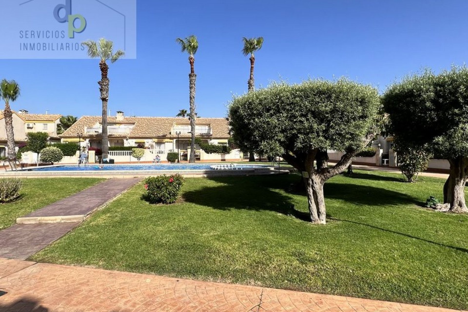 Resale - Townhouse -
Orihuela Costa - La Regia